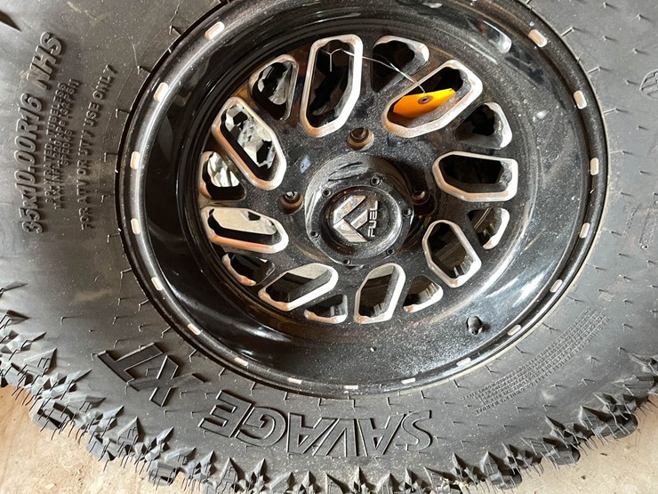 #9158-•-(5)-savage-xt-tires-for-a-can-am-maverick-image-2