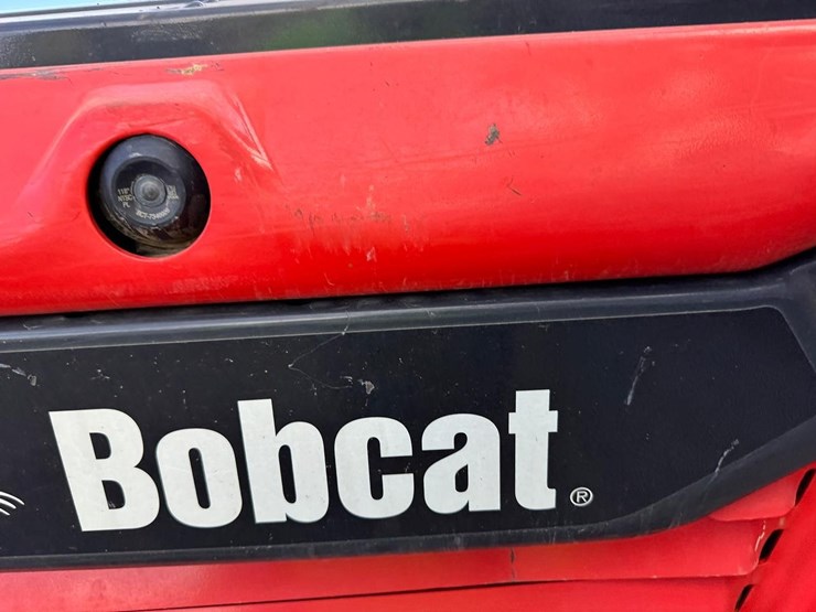 2024-bobcat-t76-image-17