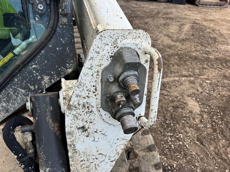 bobcat-t595-image-12