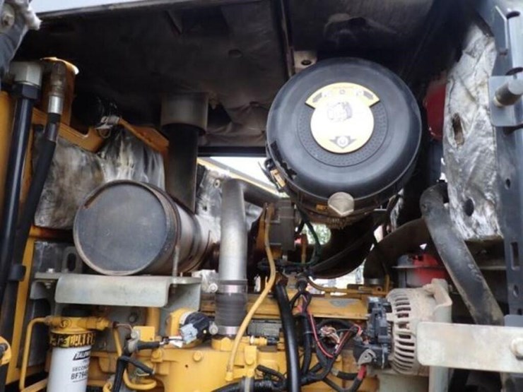 2014-deere-624k-image-63