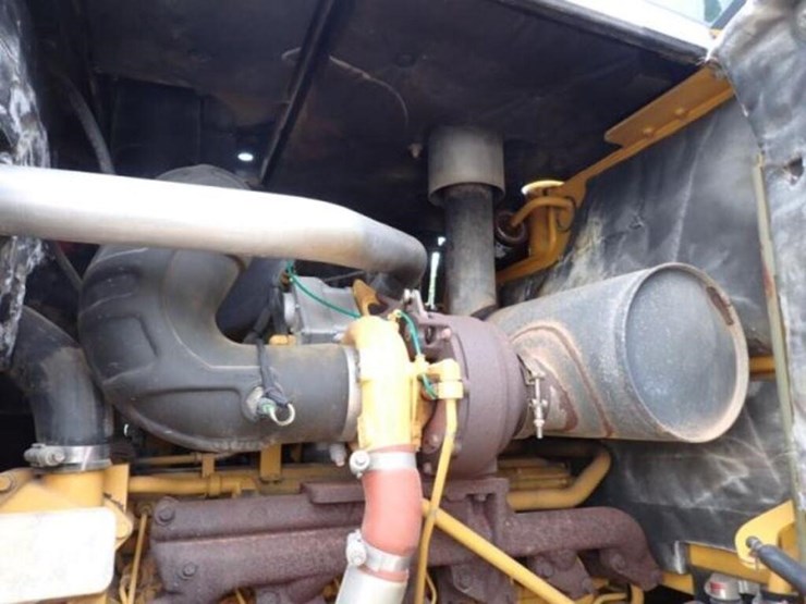 2014-deere-624k-image-59