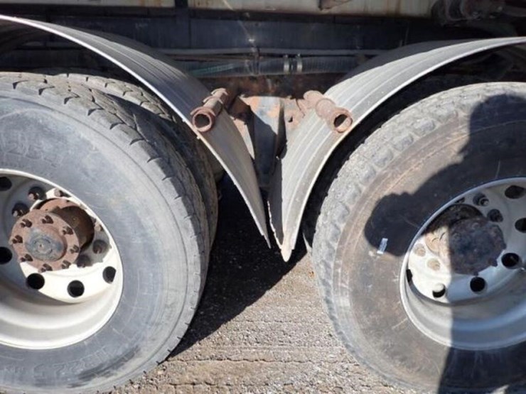 2018-western-star-4700sb-image-34