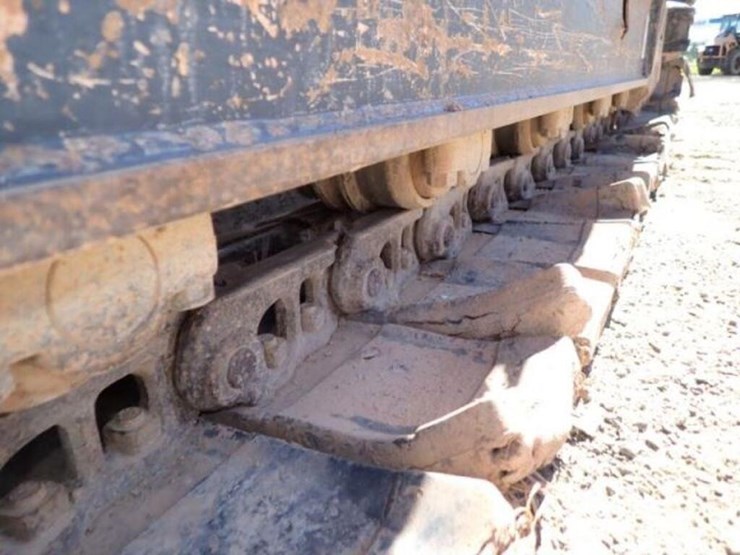 2014-deere-85g-image-51