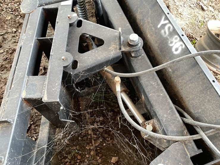#9167-•-skid-steer-snow-blade-image-6