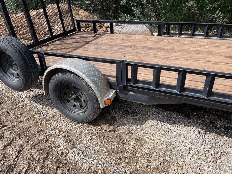 #9163-•-utility-trailer-image-3