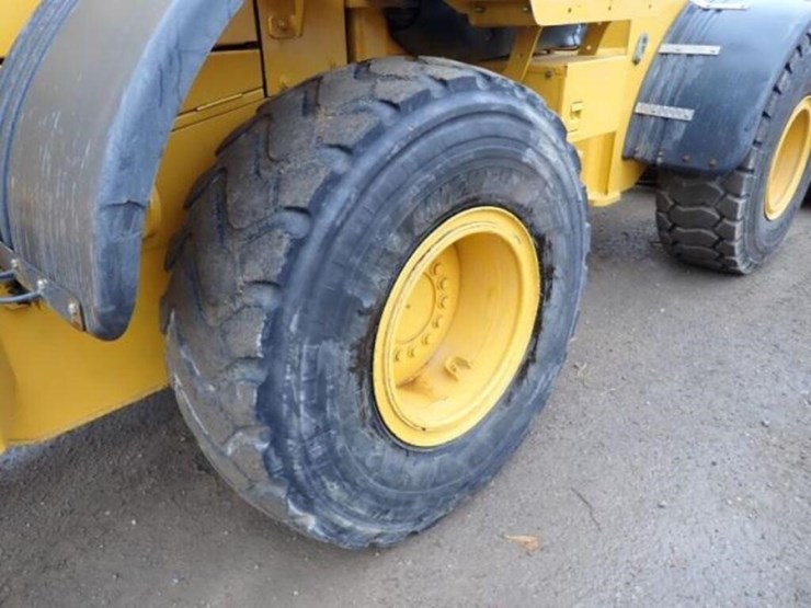 2014-deere-544k-image-45