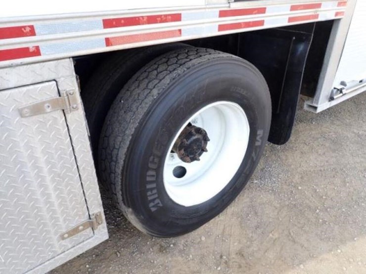 2009-international-durastar-4400-image-59