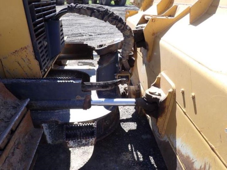 2016-deere-650k-xlt-image-32
