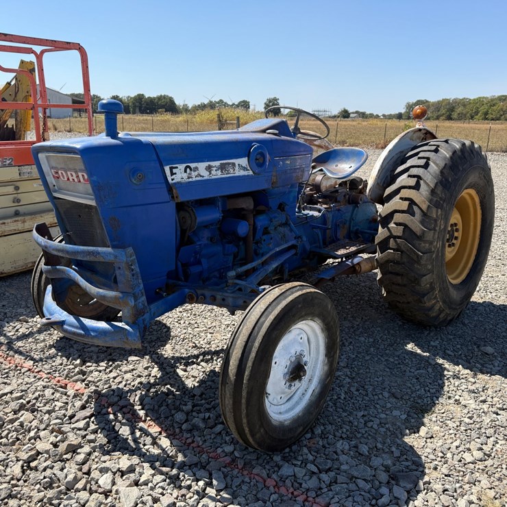 FORD TRACTOR