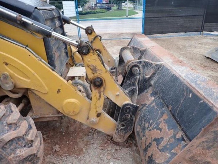 2016-caterpillar-430f2-it-image-22