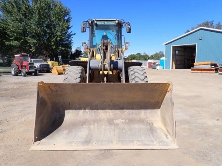 2015-deere-544k-image-2