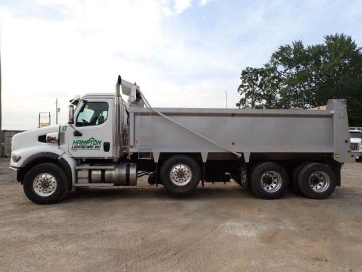 2024-western-star-49x-image-8