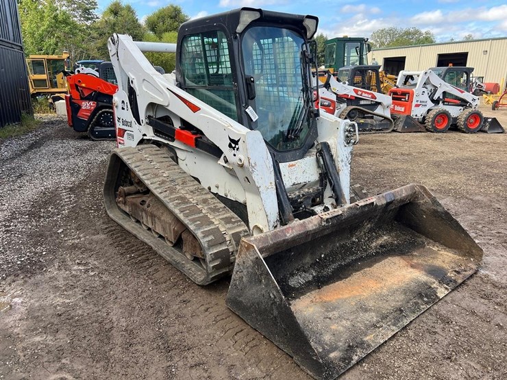 2017-bobcat-t870-image-8