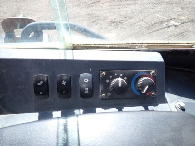 2016-deere-650k-xlt-image-15
