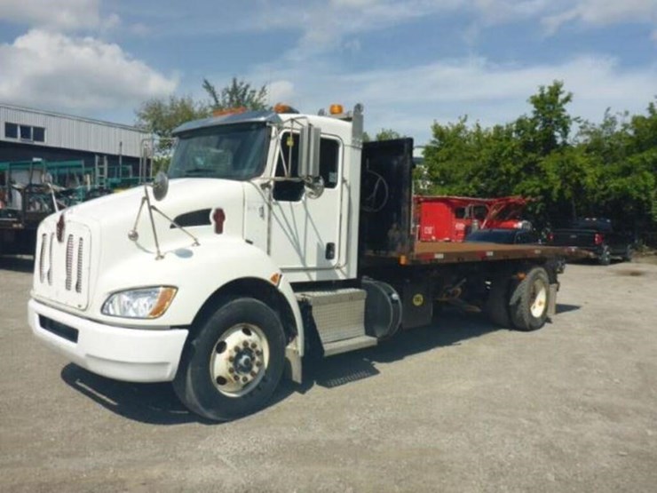 2018-kenworth-t370-image-1