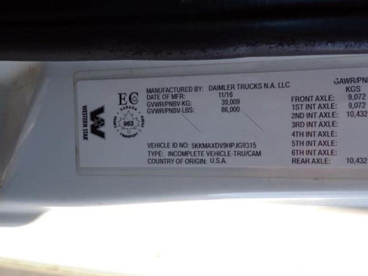 2018-western-star-4700sb-image-5