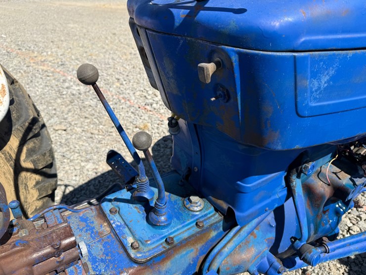 ford-tractor-image-25