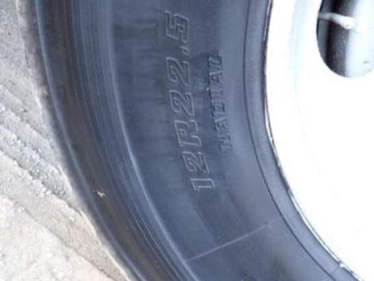 2009-international-durastar-4400-image-31