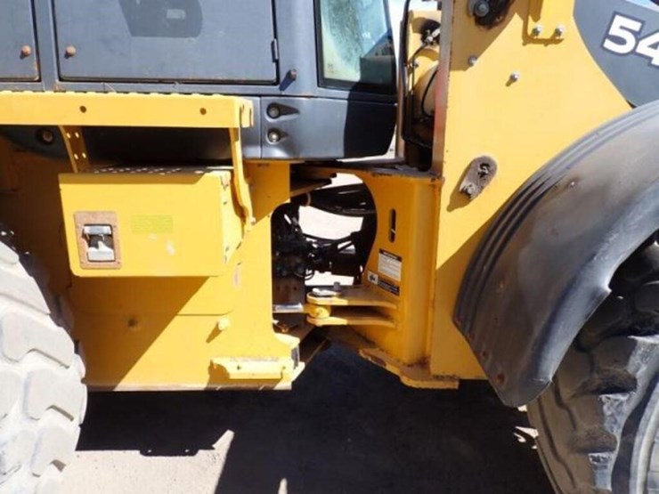 2015-deere-544k-image-48