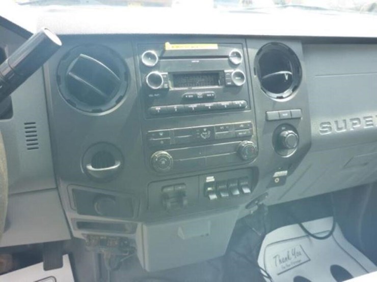 2011-ford-f550-xl-image-6