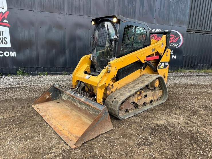 2016-caterpillar-259d-image-2
