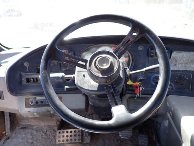 2007-caterpillar-730-image-12