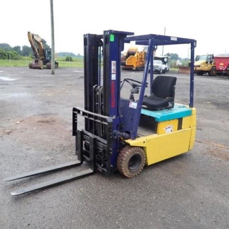 KOMATSU FB15M-2
