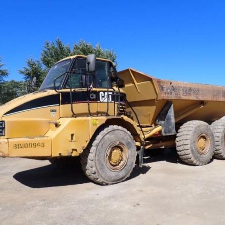 2007 CATERPILLAR 730