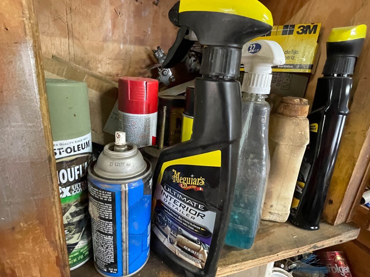 #9228-•-lot-of-liquids-image-2