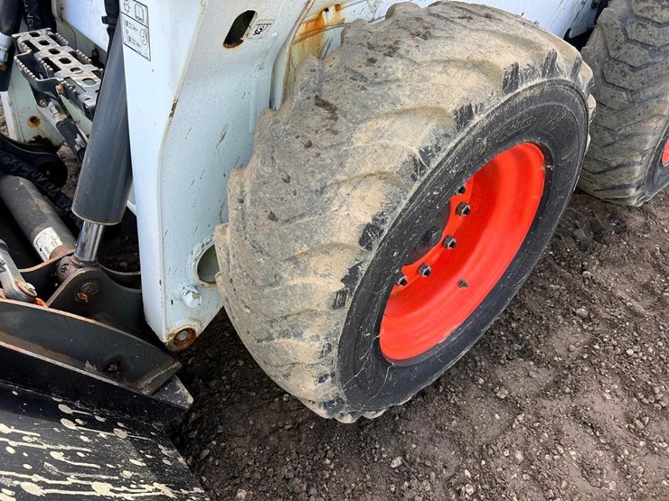 bobcat-s570-image-14