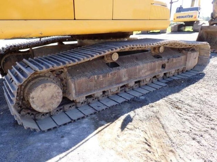 2014-deere-350g-lc-image-51