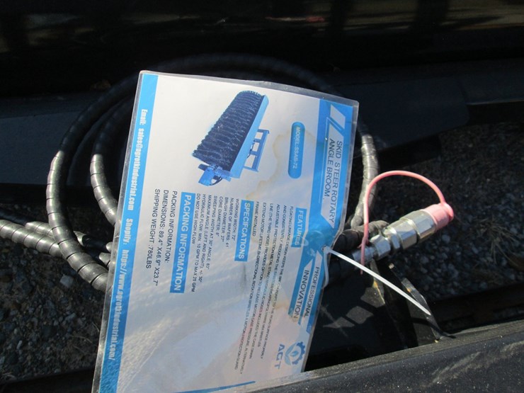 #46107-•-unused-2026-mower-king-ssab72-72"-skid-steer-angle-broom-ssab7226052302h-inv#46107-image-5