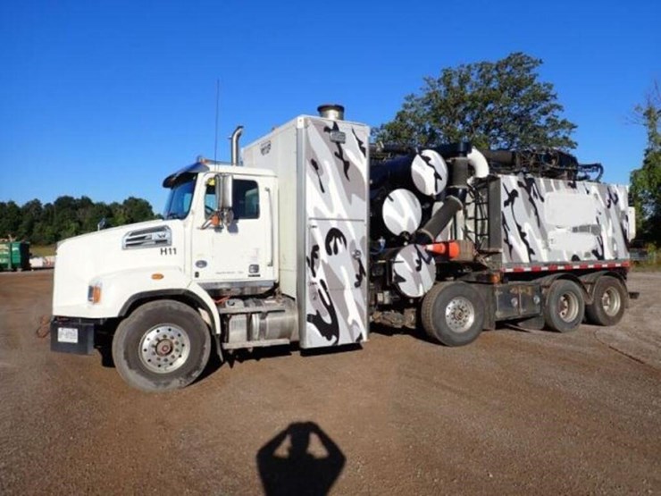 2018-western-star-4700sb-image-1