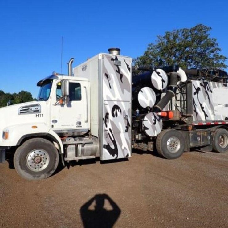 2018 WESTERN STAR 4700SB
