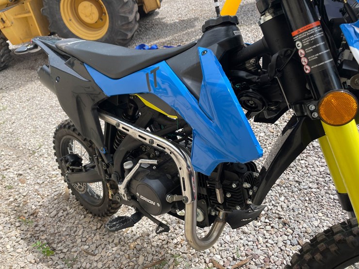 #9155-•-xb-29-motorcycle-image-21