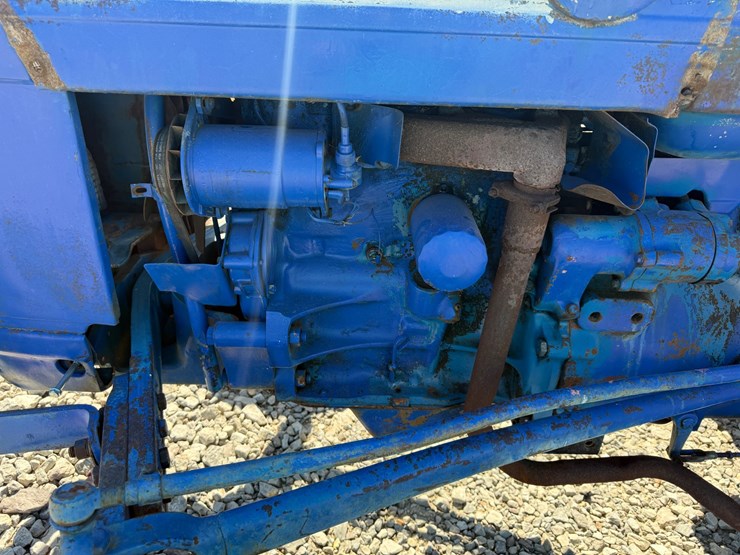 ford-tractor-image-30