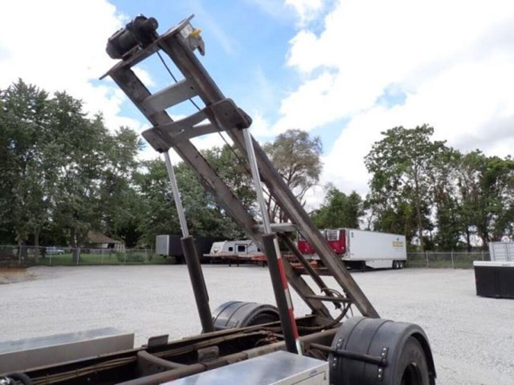 2023-ford-f650-image-61