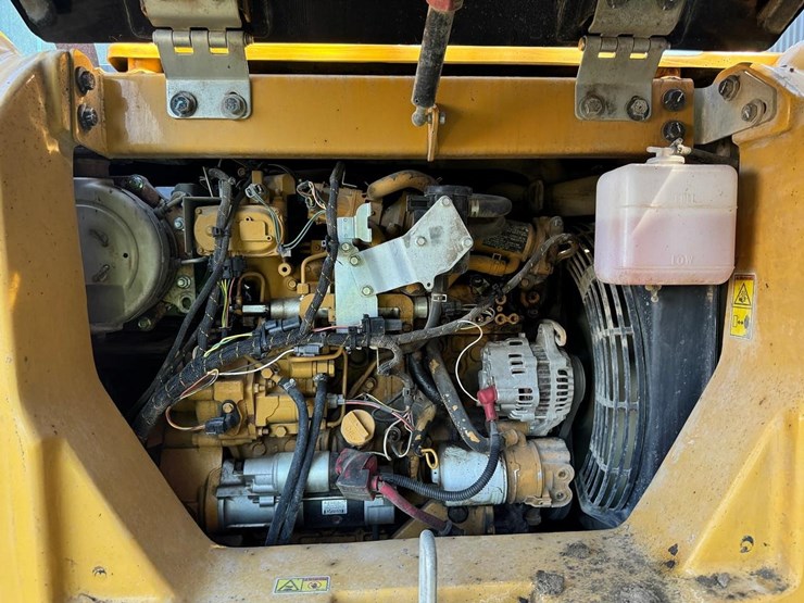 2014-caterpillar-308e2-image-18