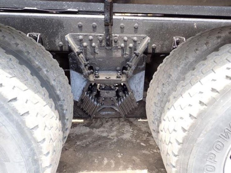 2012-kenworth-t800-image-55