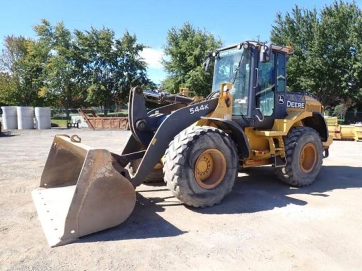 2015-deere-544k-image-1
