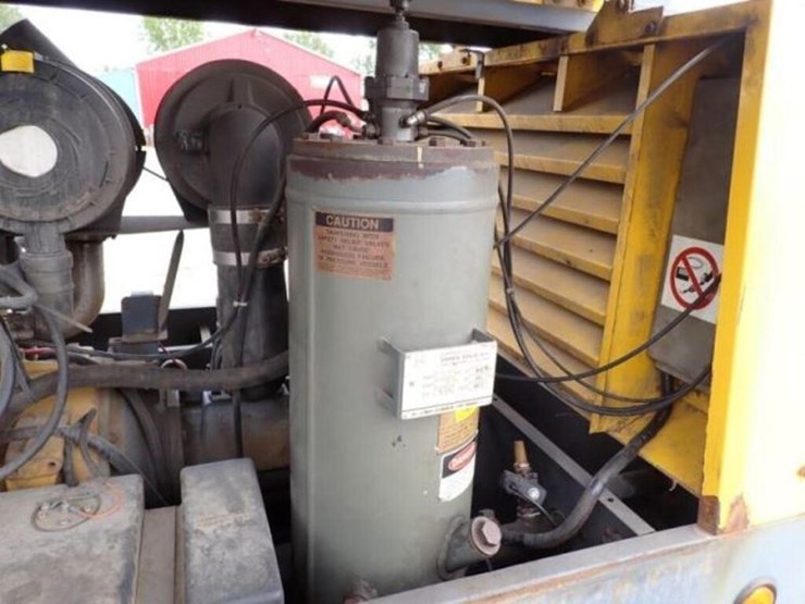 2012-atlas-copco-xas375cd6-image-22