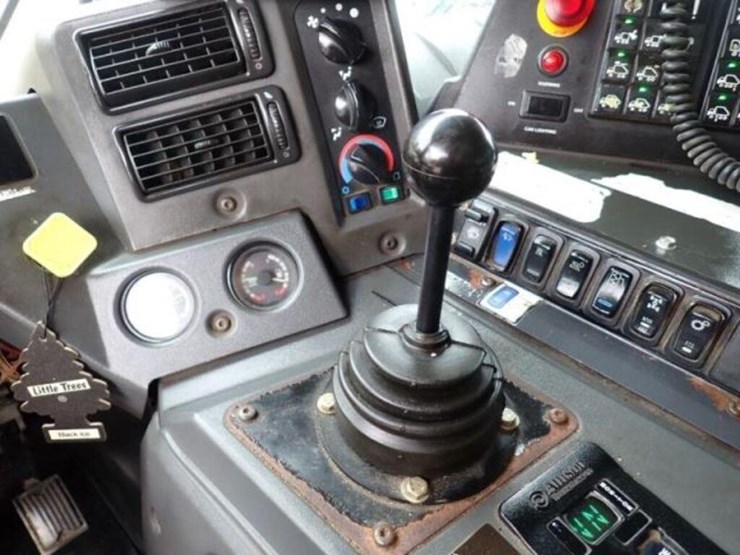 2014-mack-mru613-image-18
