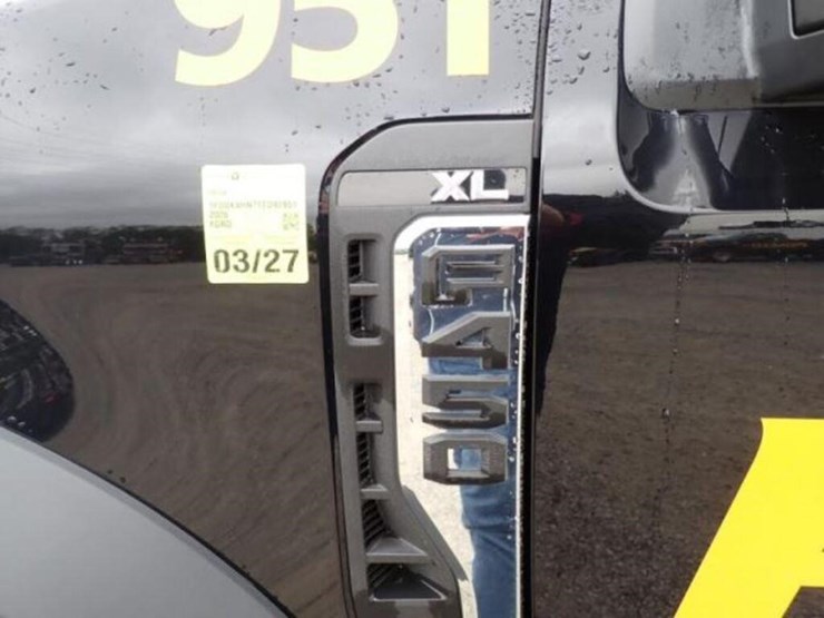 2026-ford-f450-image-23