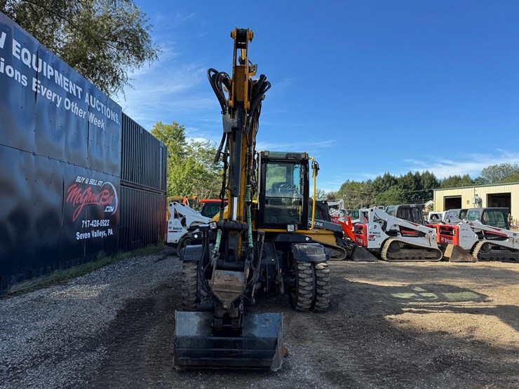 2017-jcb-hydradig-110w-image-9