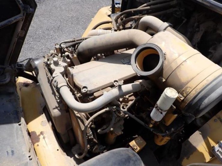 2009-caterpillar-725-image-25