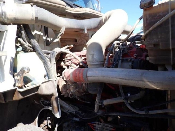 2021-international-hx620-image-36