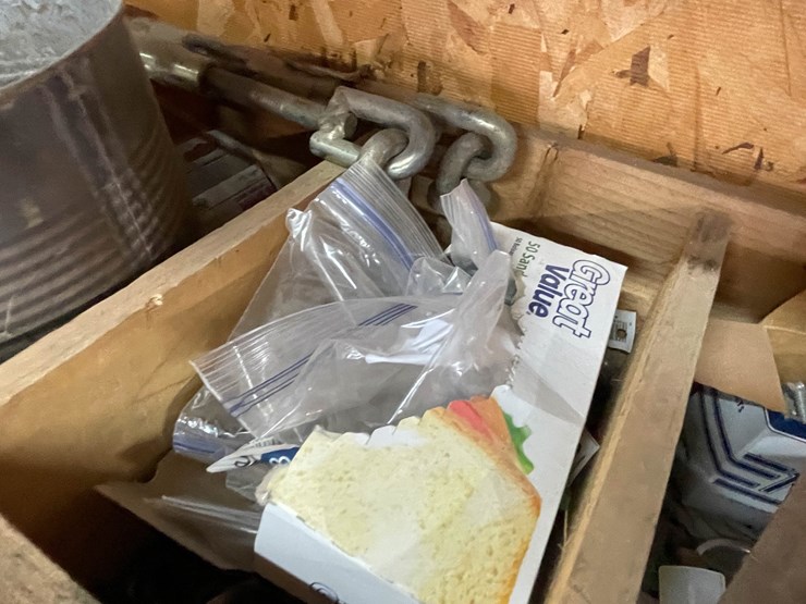 #9223-•-shelf-contents-of-right-side-image-26