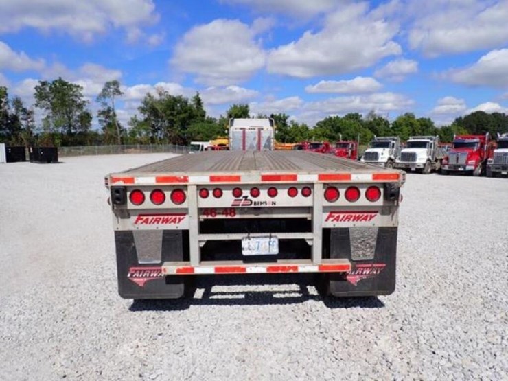 2004-benson-48-ft-image-5