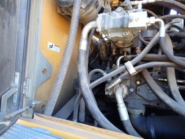2018-liebherr-lh40c-litronic-image-64