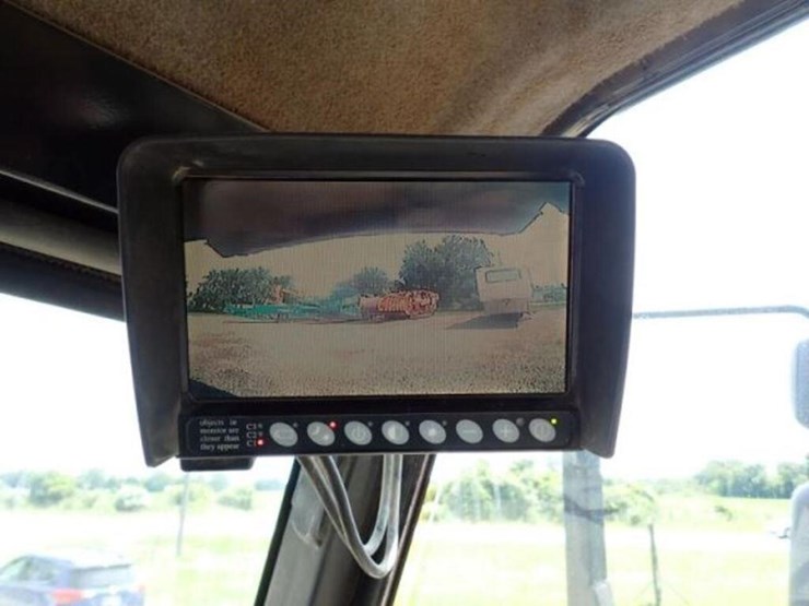 2009-caterpillar-725-image-16